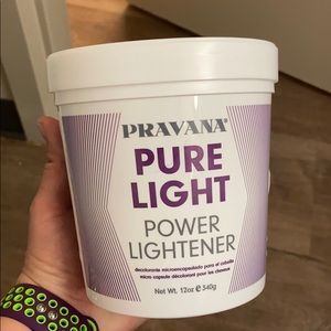 Pravana pure light powder lightener